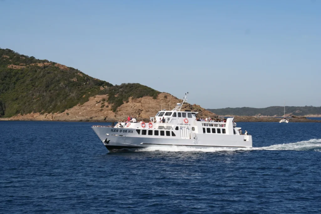 Départ en bateau pour Port-Cros, Le Levant