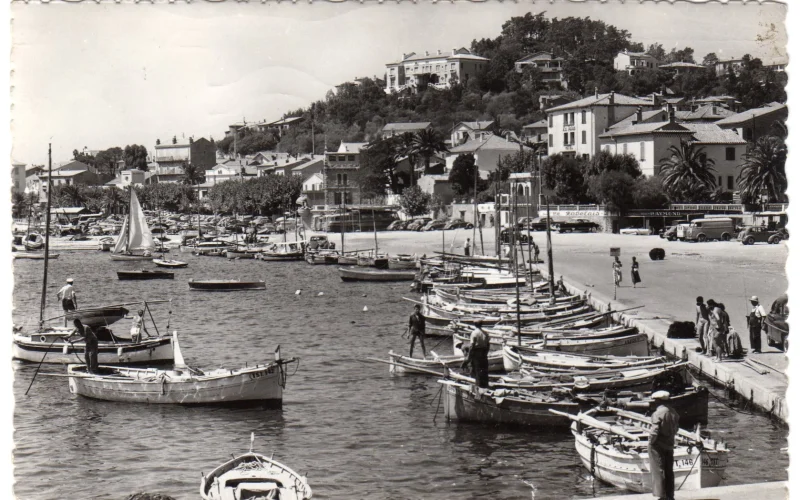 LE LAVANDOU vers 1958 - Le Port (Ed. Photo Lemaire)